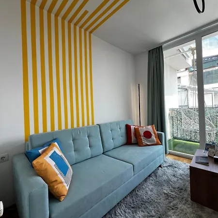 City View Duplex - Stylish 2Br Apartment With Parking Skopje Exterior photo